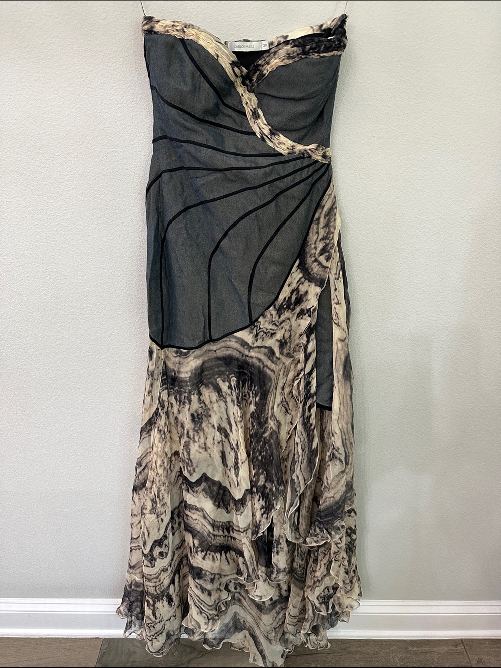 Carlos Miele Strapless Gray and Marble Maxi Dress - Picture 7 of 9